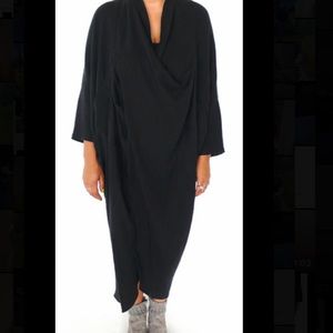 Sixty nine 69 black 100% linen cocoon dress